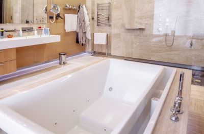 Corner Jacuzzi Tub
